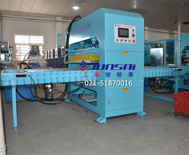 醫(yī)療升溫毯熱合機(jī)簡(jiǎn)介